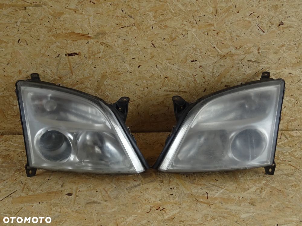 LAMPY TYŁ REFLEKTORY PRZÓD SOCZEWKA H7 ORG. GM LAMPA PRAWA VECTRA C SIGNUM - 2