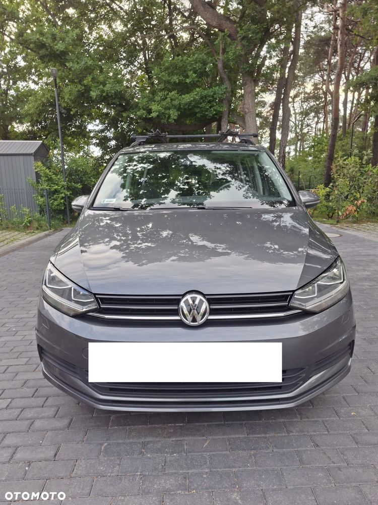 Volkswagen Touran 1.5 TSI EVO Active - 1