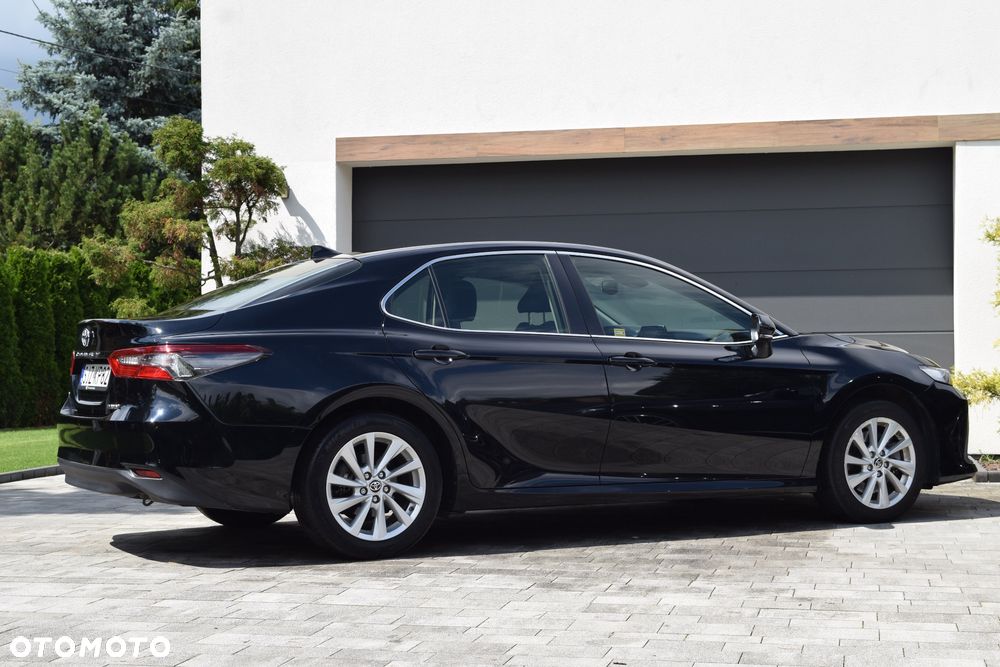 Toyota Camry 2.5 Hybrid Comfort CVT - 35
