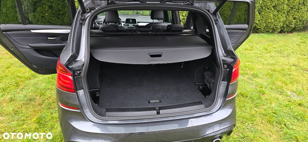 BMW Seria 2 220d - 15