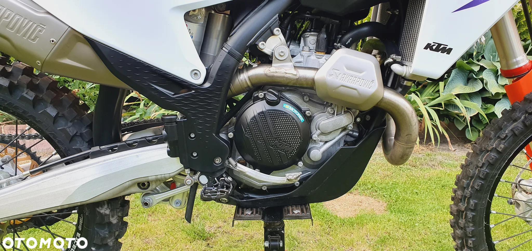 KTM SXF - 8