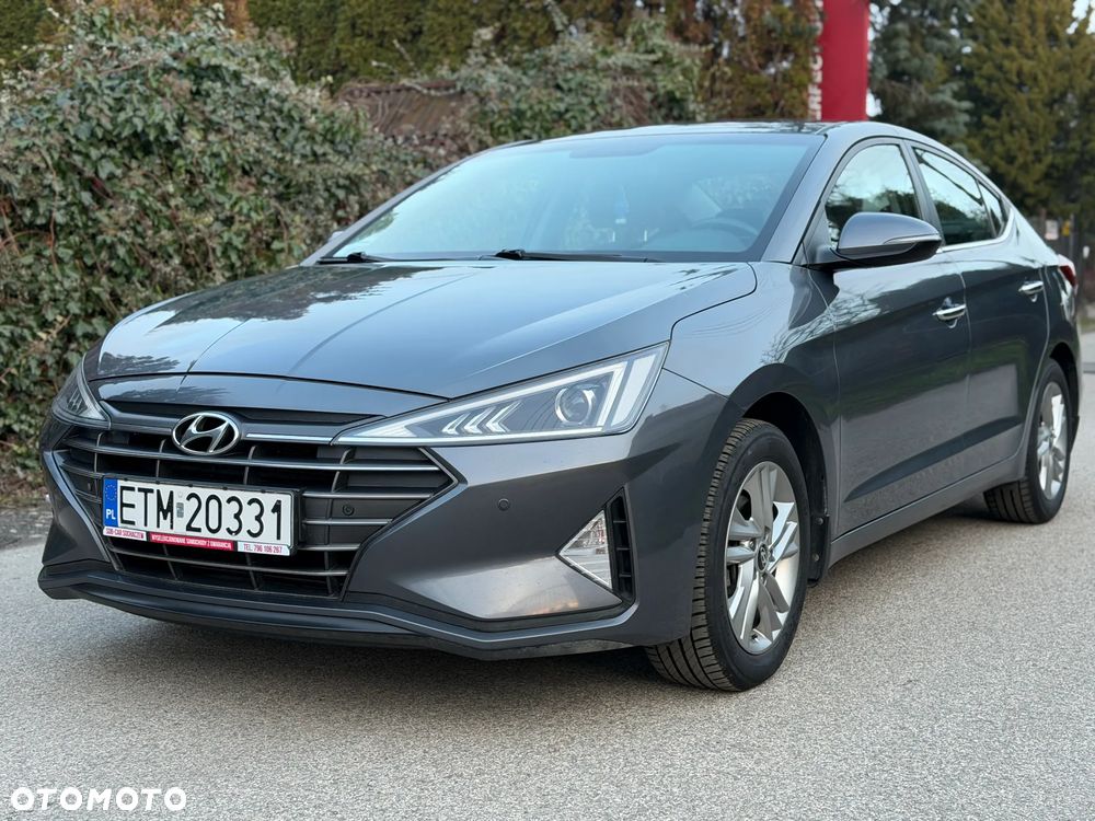 Hyundai Elantra 1.6 Comfort - 1