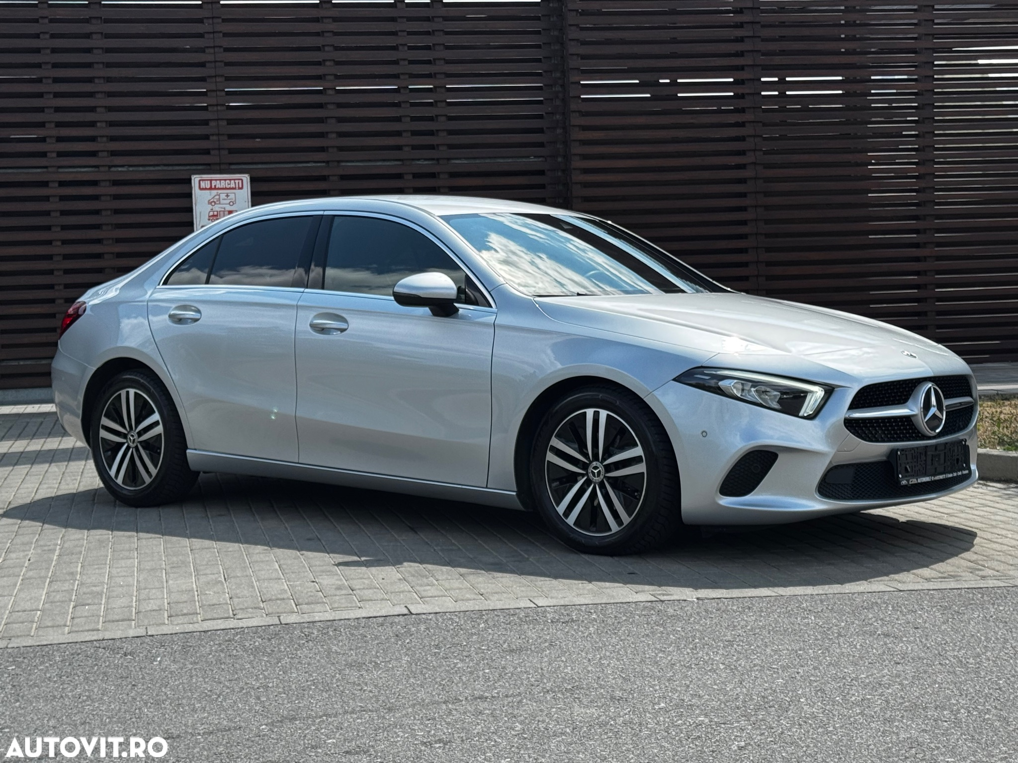 Mercedes-Benz A 180 d 7G-DCT Edition 2020 - 10