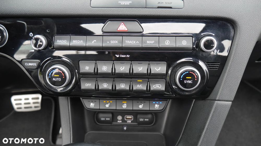 Kia Sportage 2.0 CRDI AWD Fifa World Cup Edition - 26