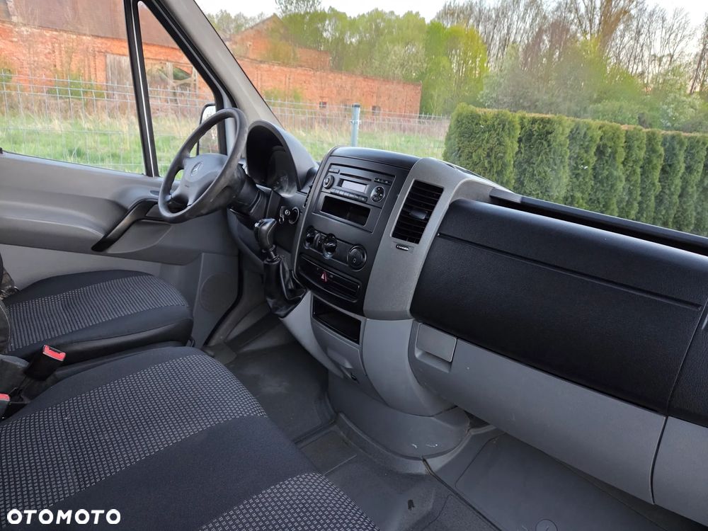 Mercedes-Benz SPRINTER - 6