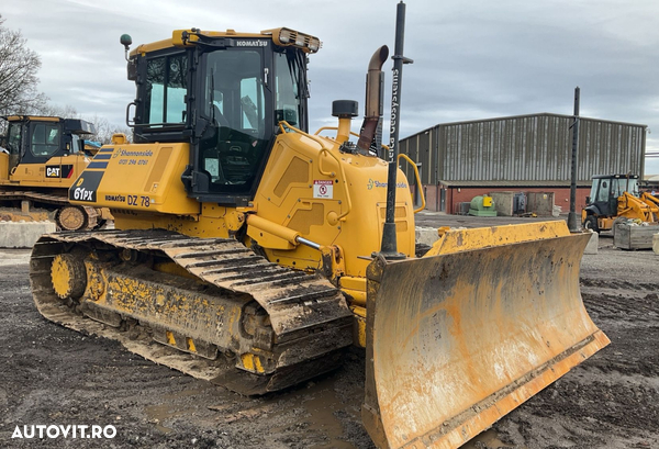 Komatsu D61PX-24 Buldozer