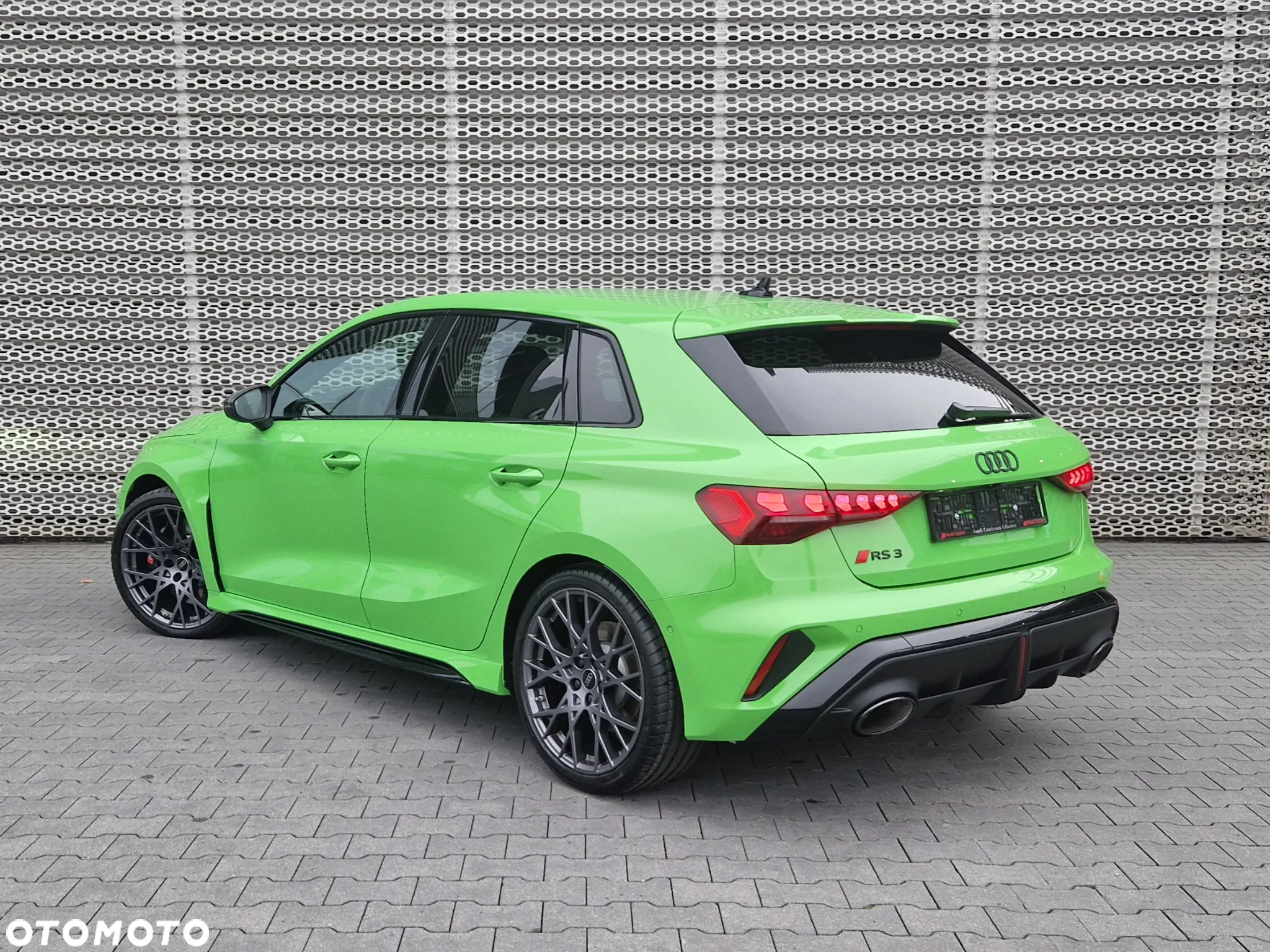Audi RS3 Sportback TFSI Quattro S tronic - 3