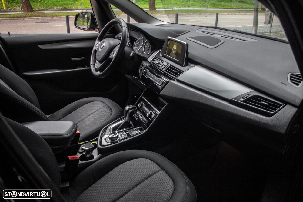 BMW 216 Gran Tourer d Aut. Advantage - 27