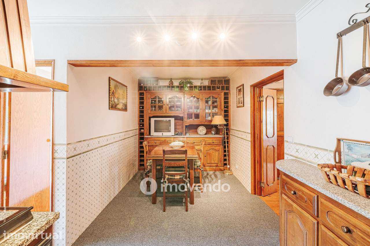 Apartamento T3 Duplex, com muita luz natural, no centro de Lisboa - Grande imagem: 3/50