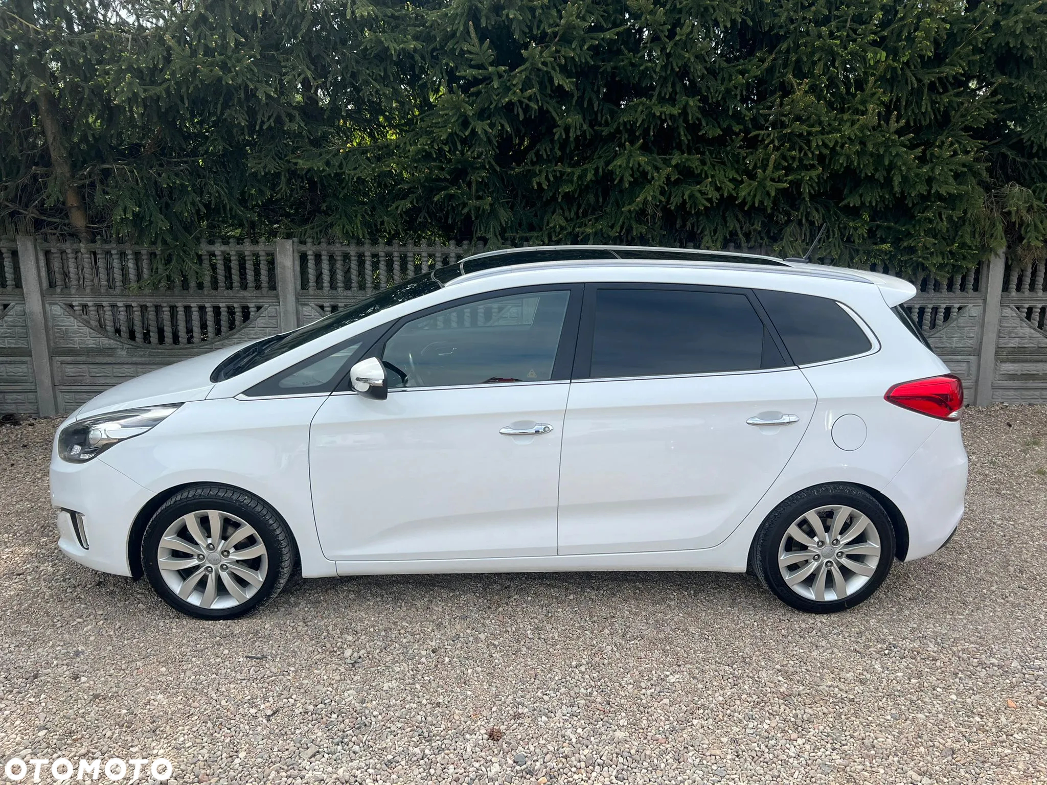 Kia Carens 1.7 CRDi XL 7os - 5
