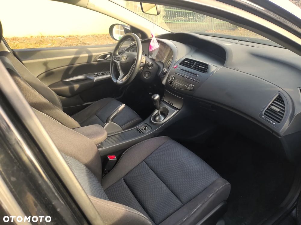 Honda Civic 1.8 Executive - 7