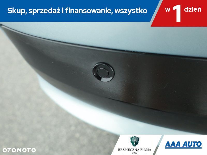 Peugeot 207 - 18