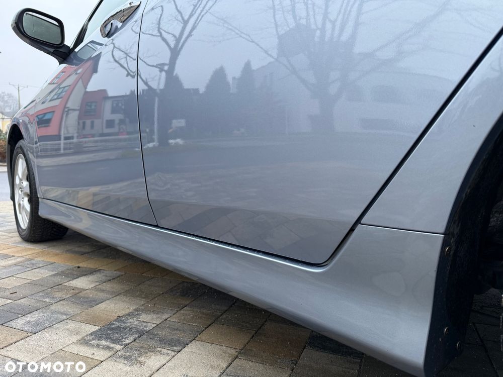 Honda Accord 2.0 i Executive - 26