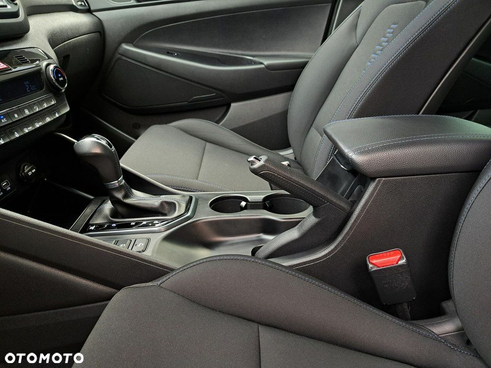 Hyundai Tucson 1.7 CRDI BlueDrive GO 2WD DCT - 32