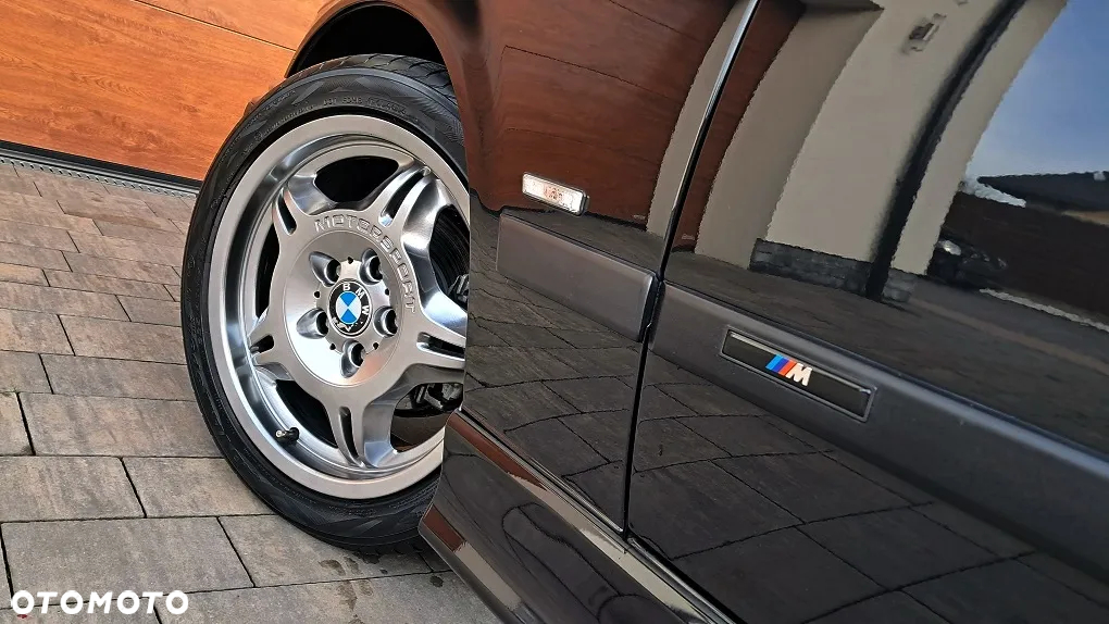 BMW Seria 3 316i - 24