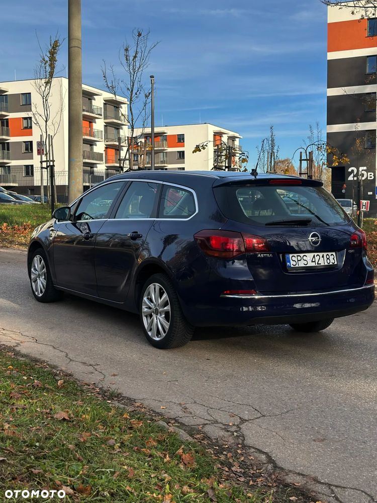 Opel Astra 1.7 CDTI Cosmo - 5