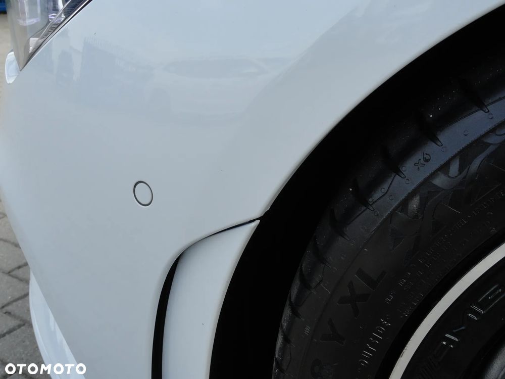 Mercedes-Benz CLA 200 7G-DCT Edition AMG Line - 29