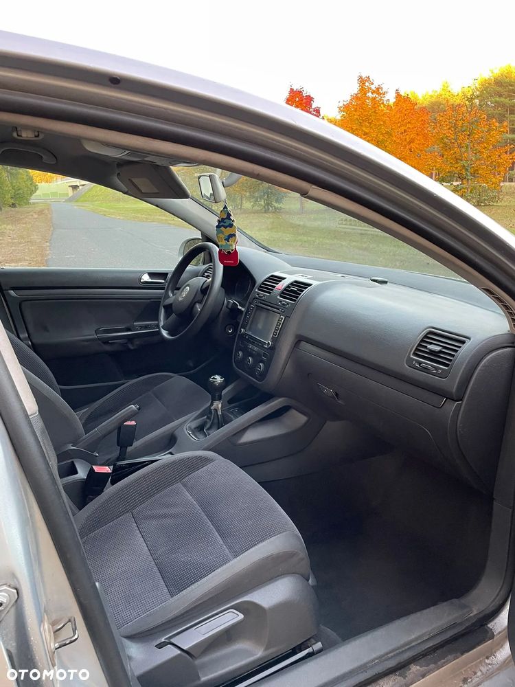 Volkswagen Golf V 1.9 TDI Trendline - 13