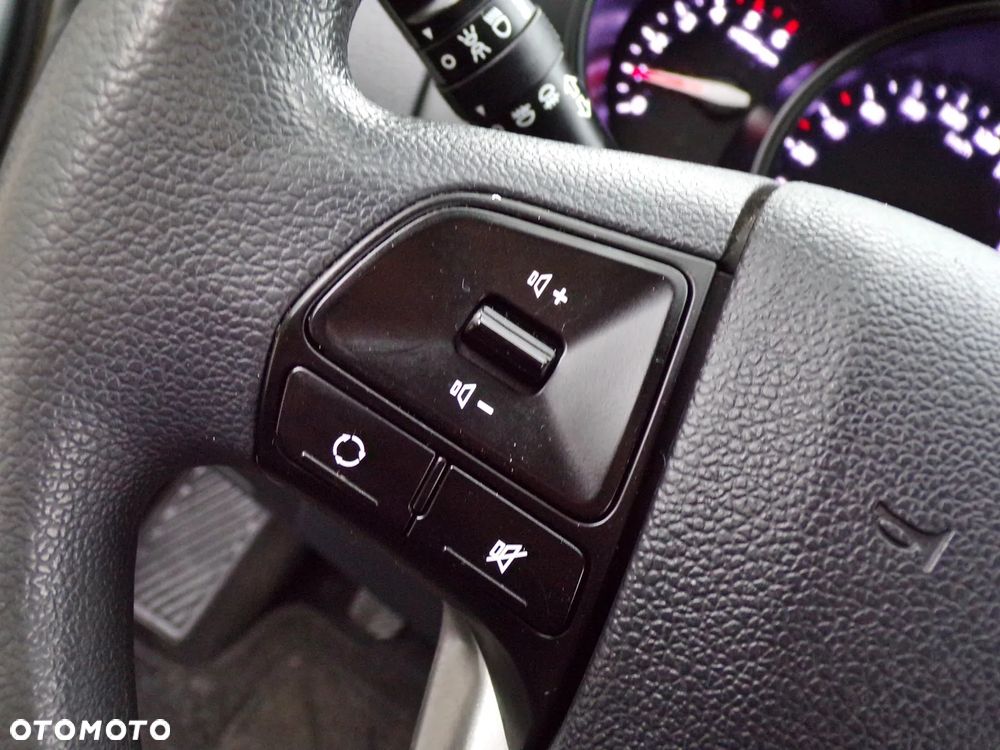 Kia Rio 1.1 CRDI Attract - 21