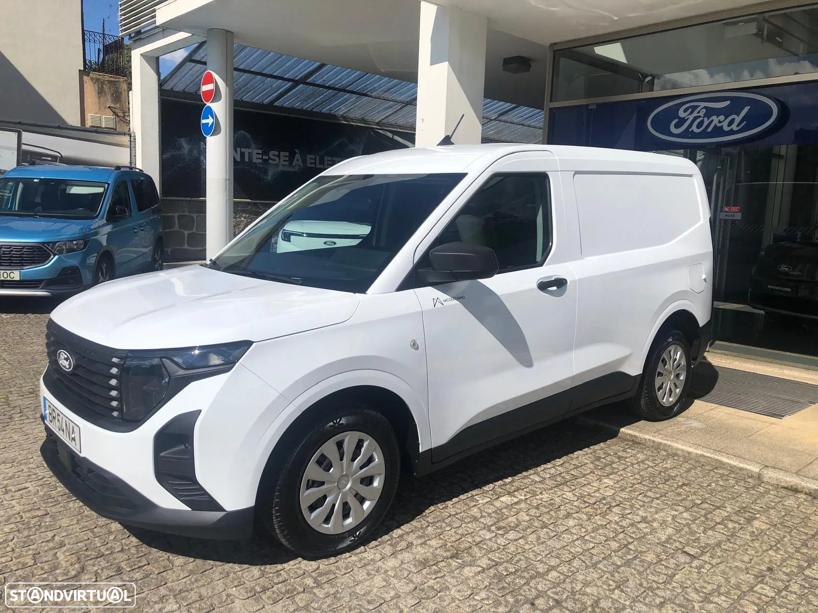 Ford Transit Courier 1.5 EcoBlue Van Trend - 2