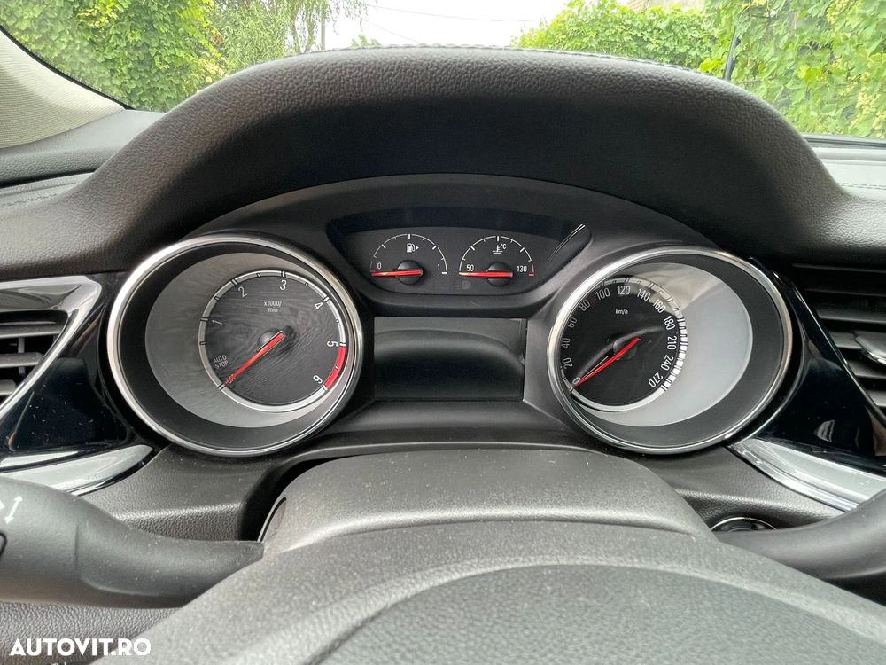 Opel Insignia Grand Sport 1.6 CDTI Start/Stop Exclusive - 22