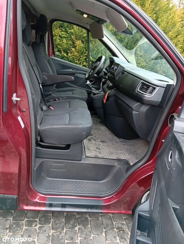 Renault Trafic - 15