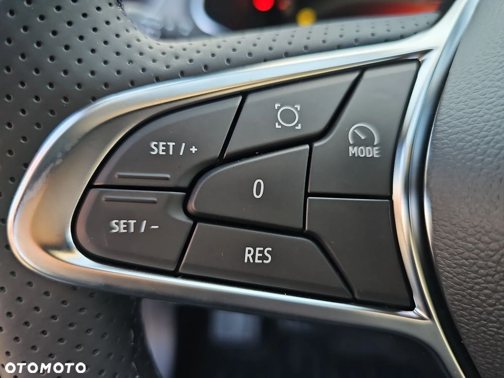 Renault Captur - 25