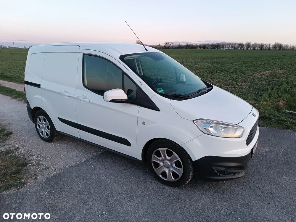 Ford Transit Courier 1.5TDCI - 2