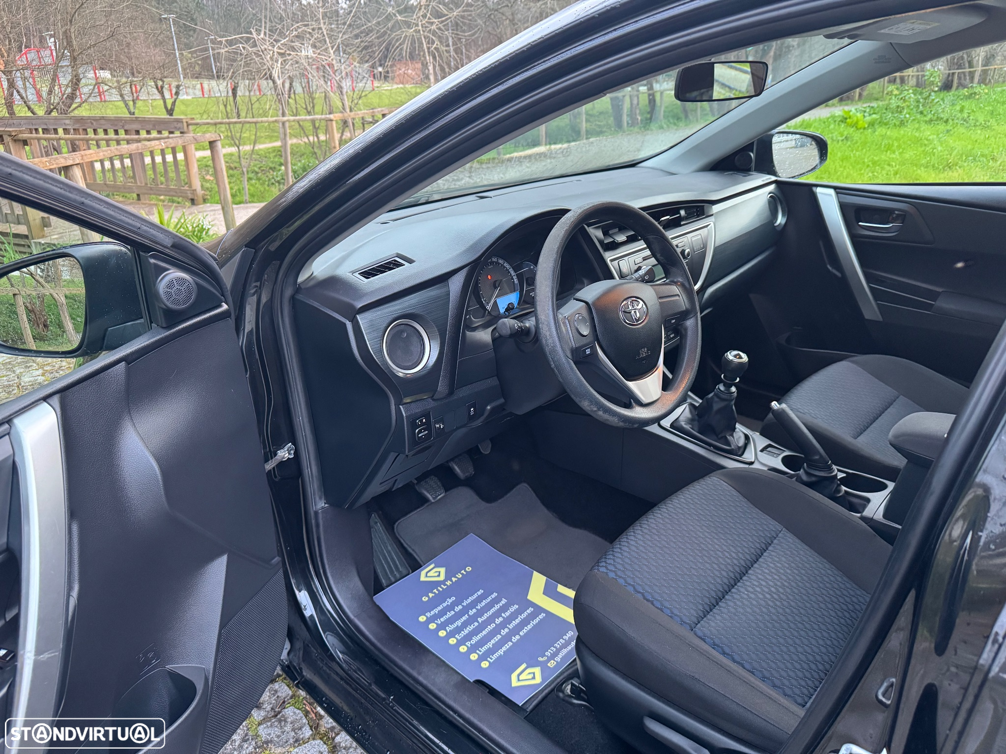 Toyota Auris Touring Sports 1.4 D-4D Comfort - 9