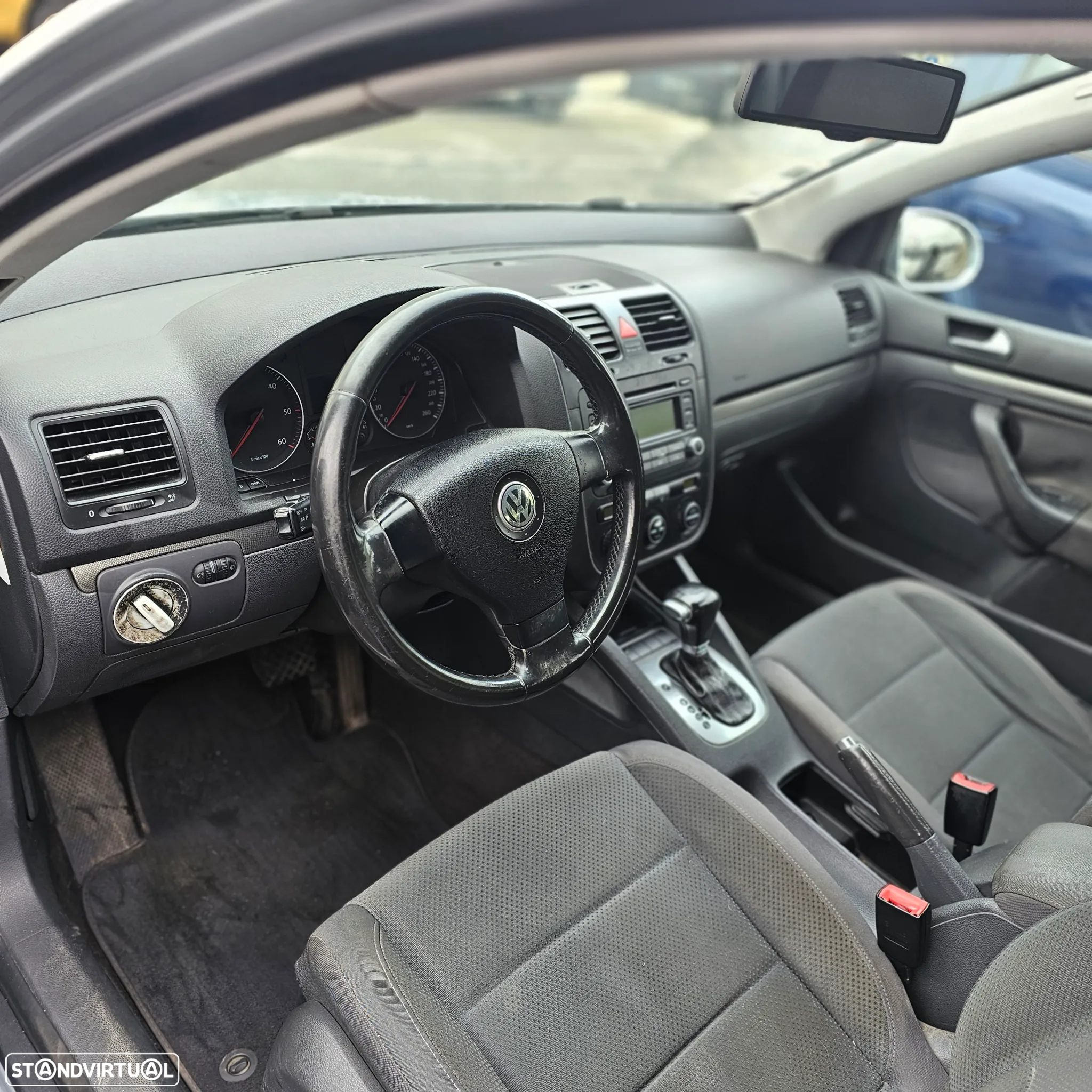 VW Golf 1.9 TDi Confortline DSG - 16