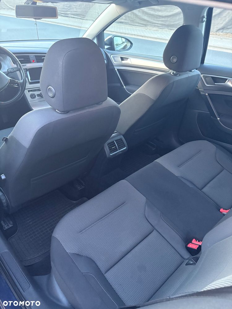 Volkswagen Golf 1.6 TDI BlueMot Comfortline - 15