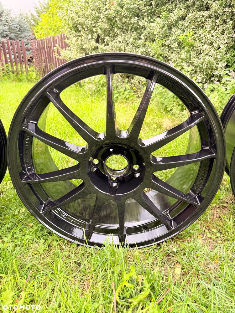 OZ Racing Superleggera R19 5x120 8,5J ET40 BMW - 4