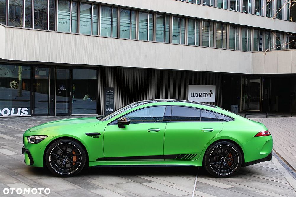 Mercedes-Benz AMG GT - 5