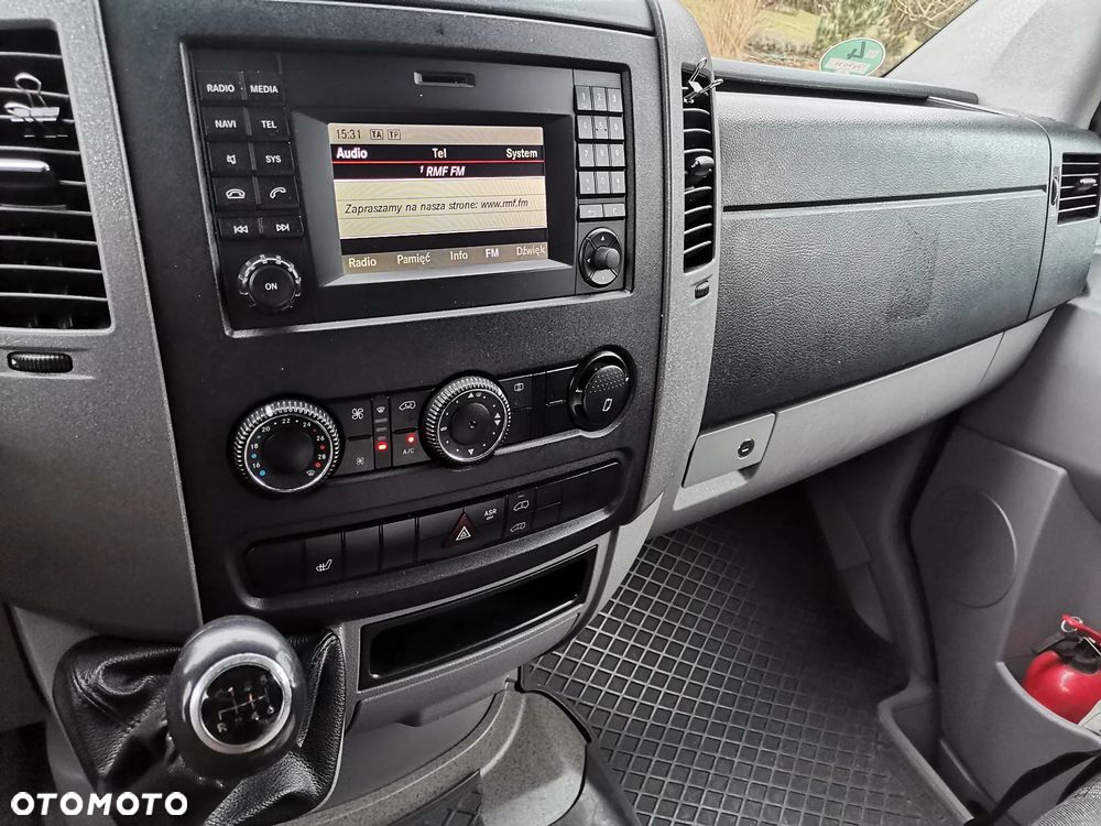 Mercedes-Benz Sprinter - 6
