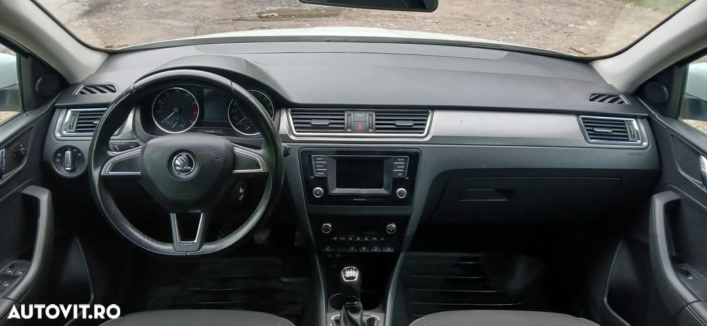Skoda RAPID 1.2 TSI Ambition - 5
