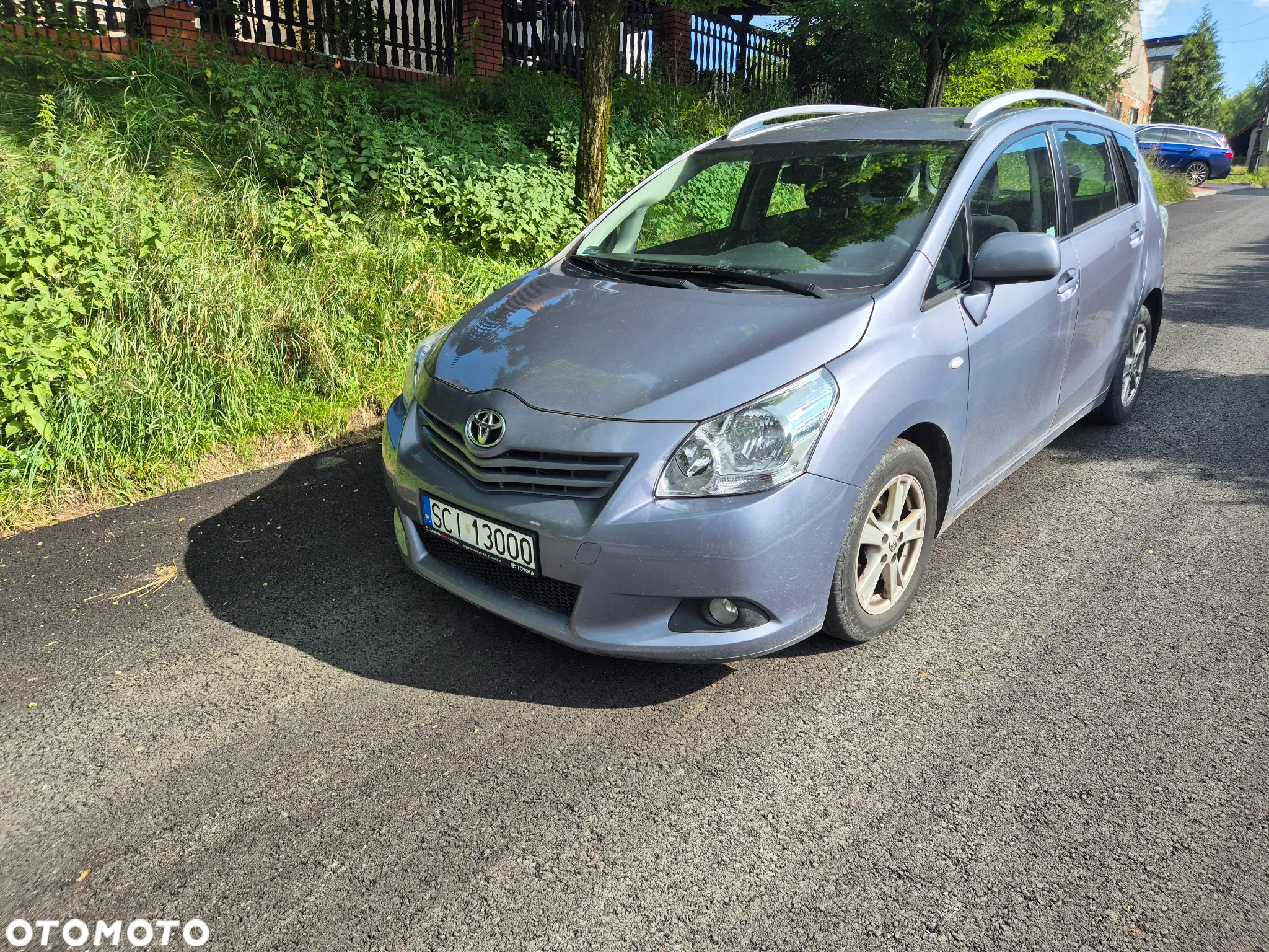 Toyota Verso 2.0 D-4D Sol plus - 2