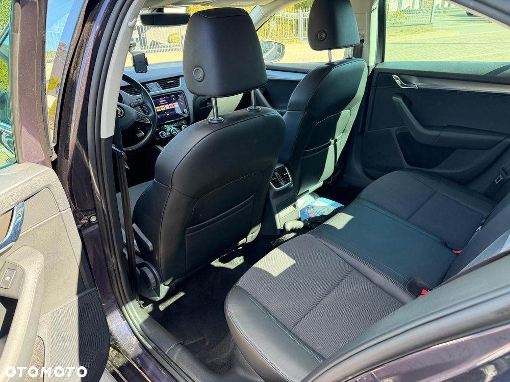 Skoda Octavia 2.0 TDI SCR Style DSG - 13