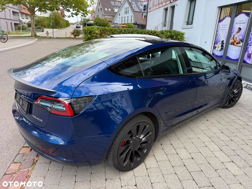 Tesla Model 3 Langstreckenbatterie Allradantrieb Dual Motor Performance - 7
