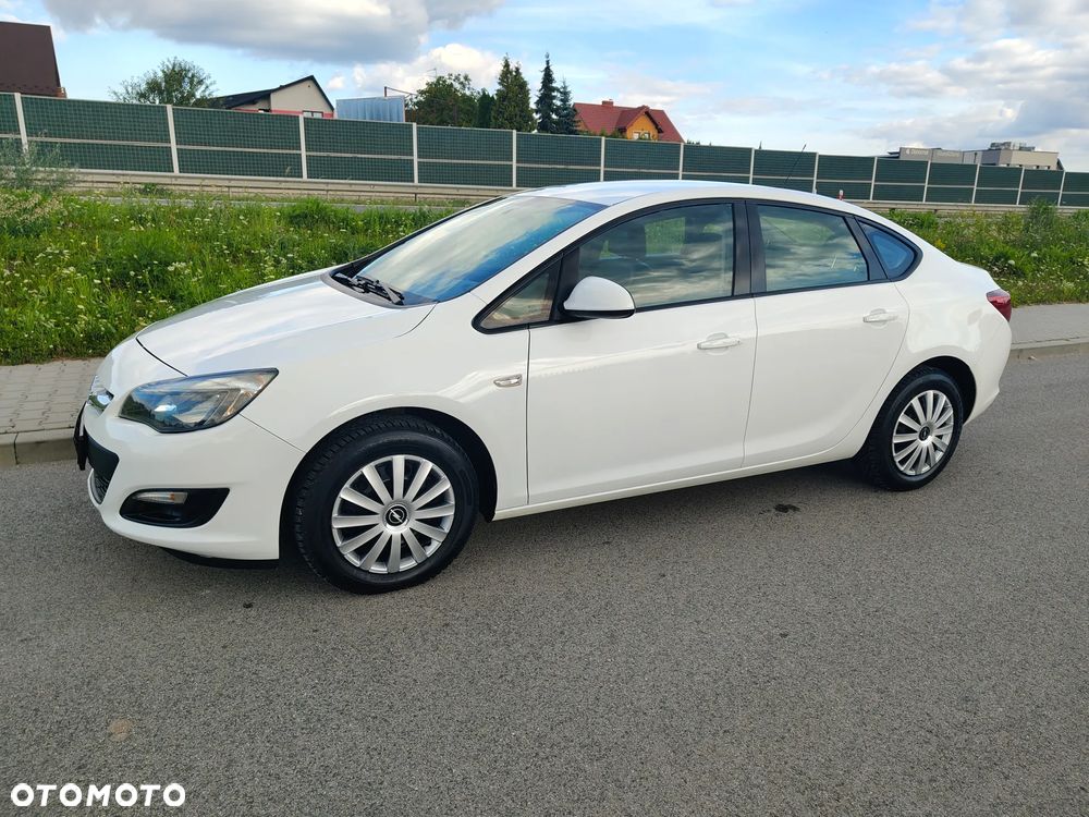 Opel Astra IV 1.4 T Active EU6 - 4