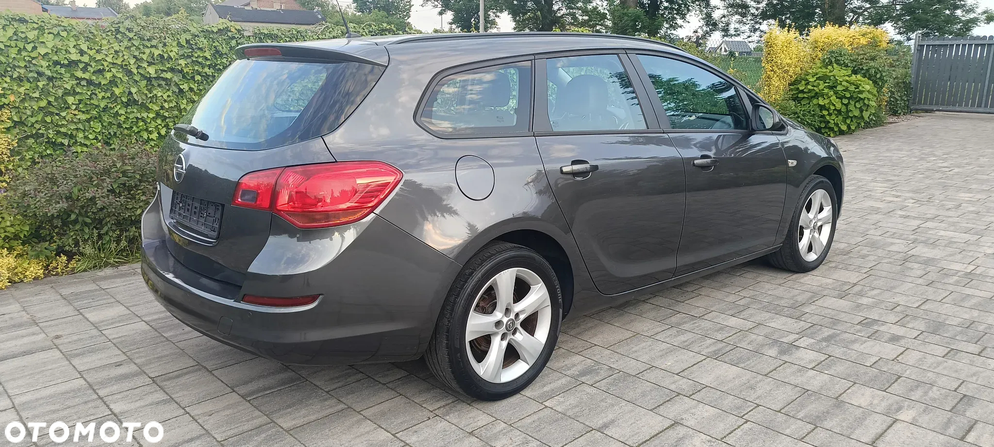 Opel Astra 1.4 Turbo Color Edition - 3