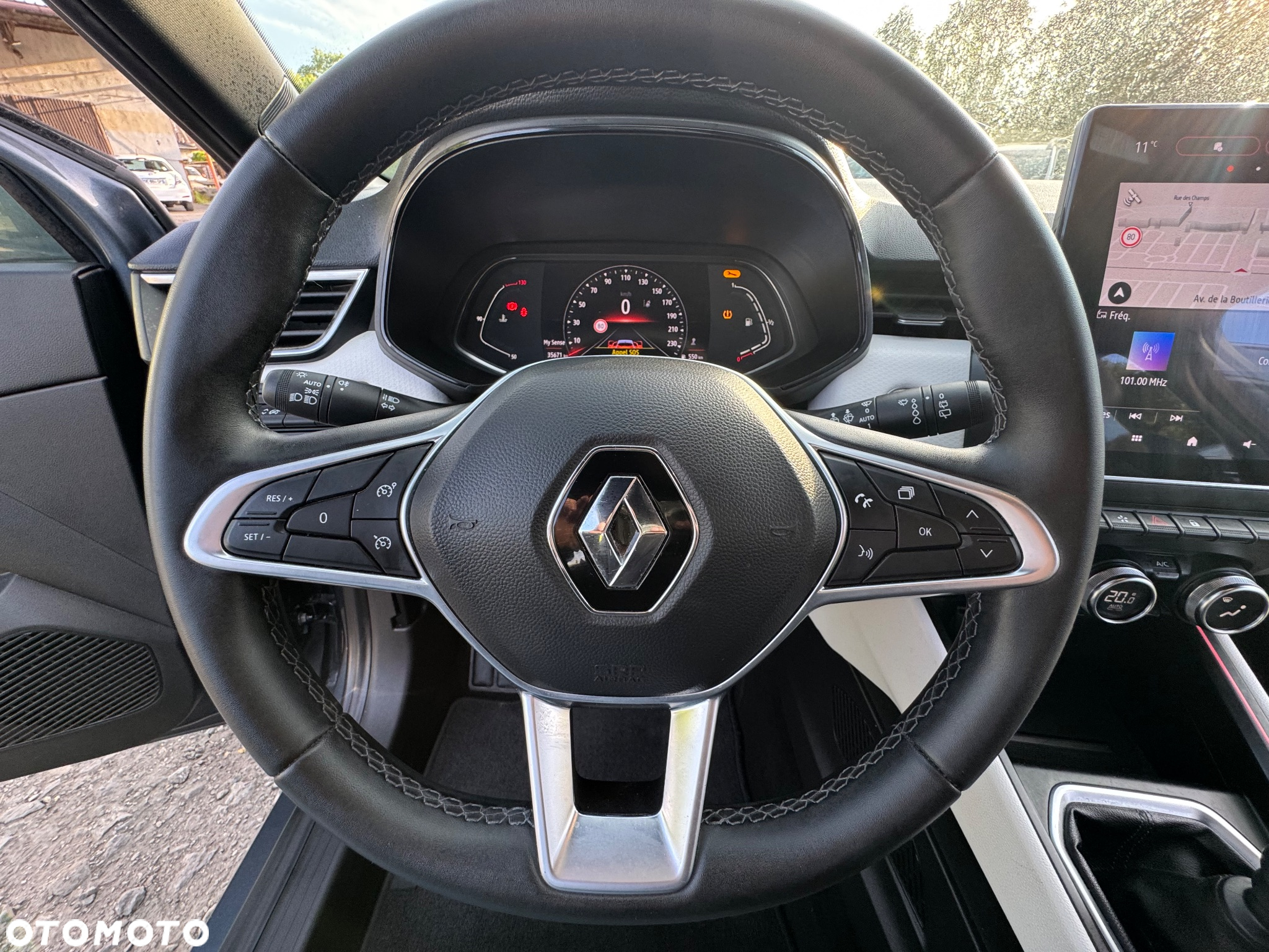 Renault Clio 1.3 TCe Techno - 21
