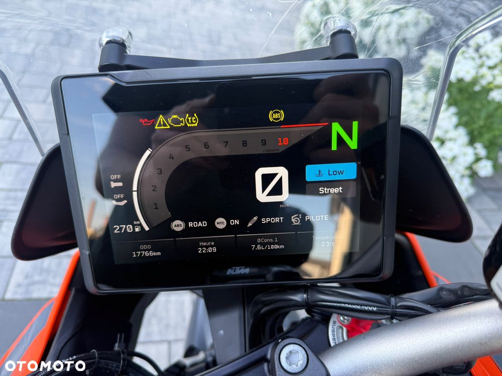 KTM Super Duke - 22