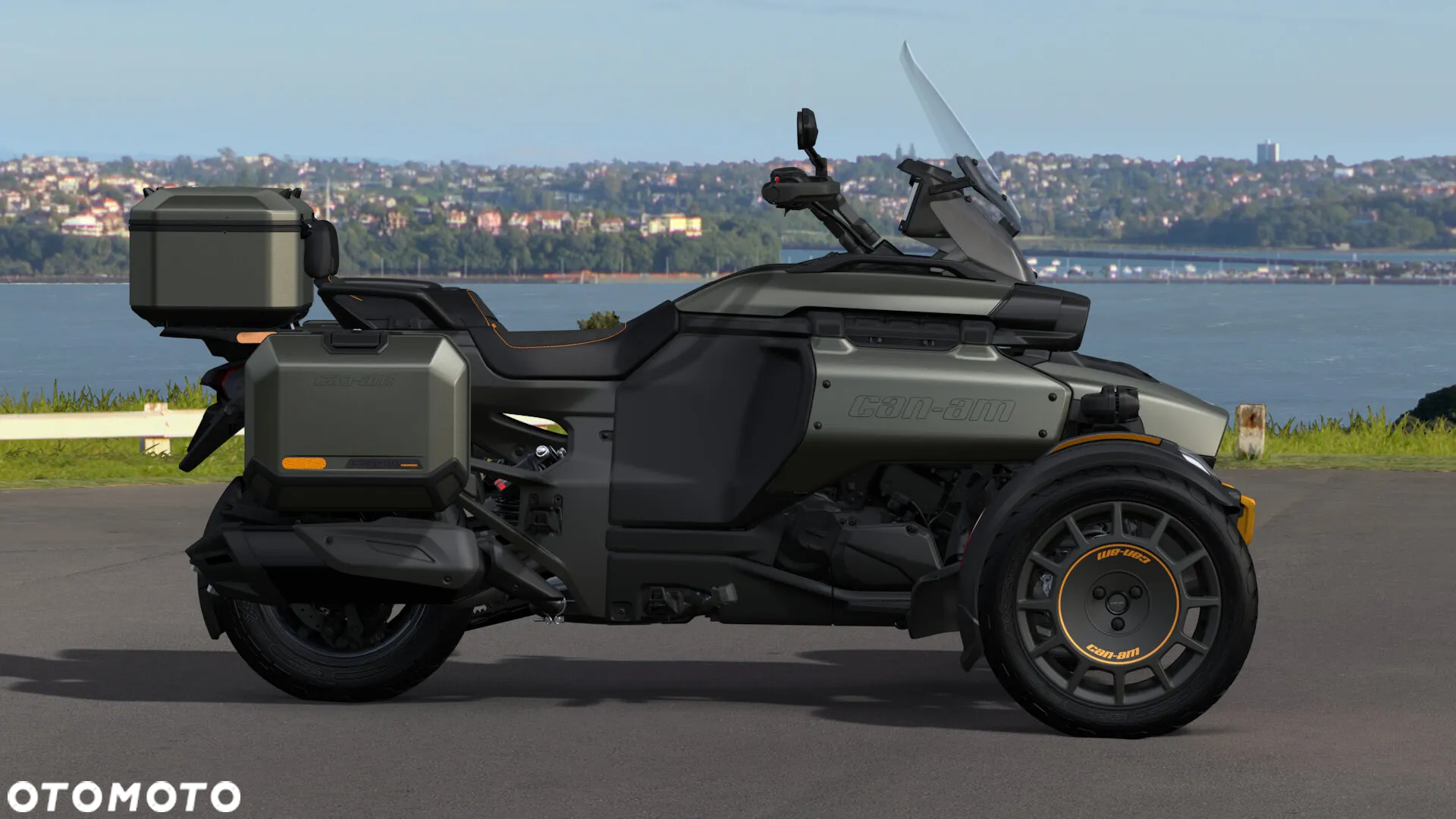 Can-Am Inny - 7