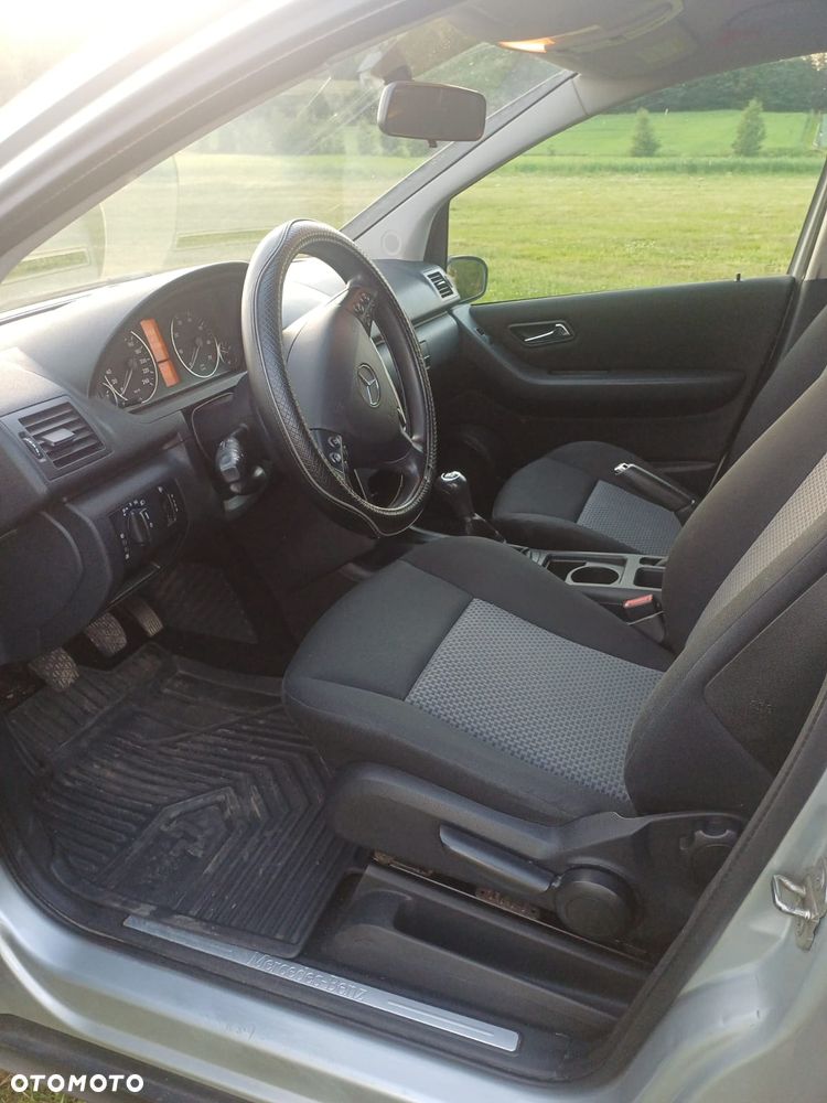 Mercedes-Benz Klasa A 150 Elegance - 12