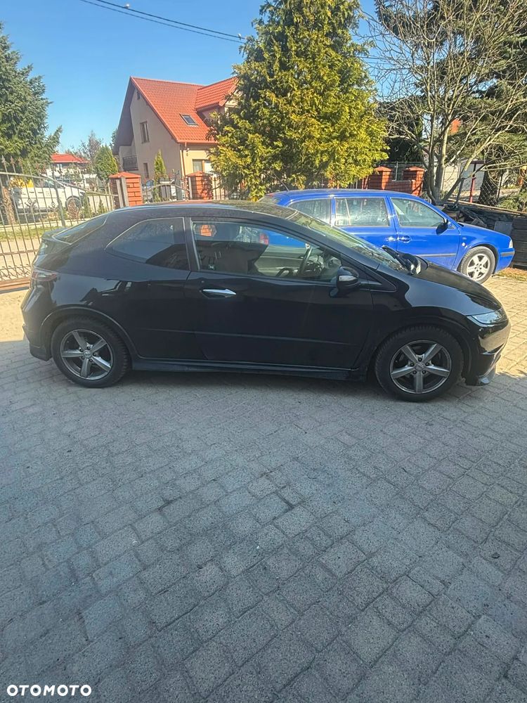 Honda Civic 1.8 TypeS - 1