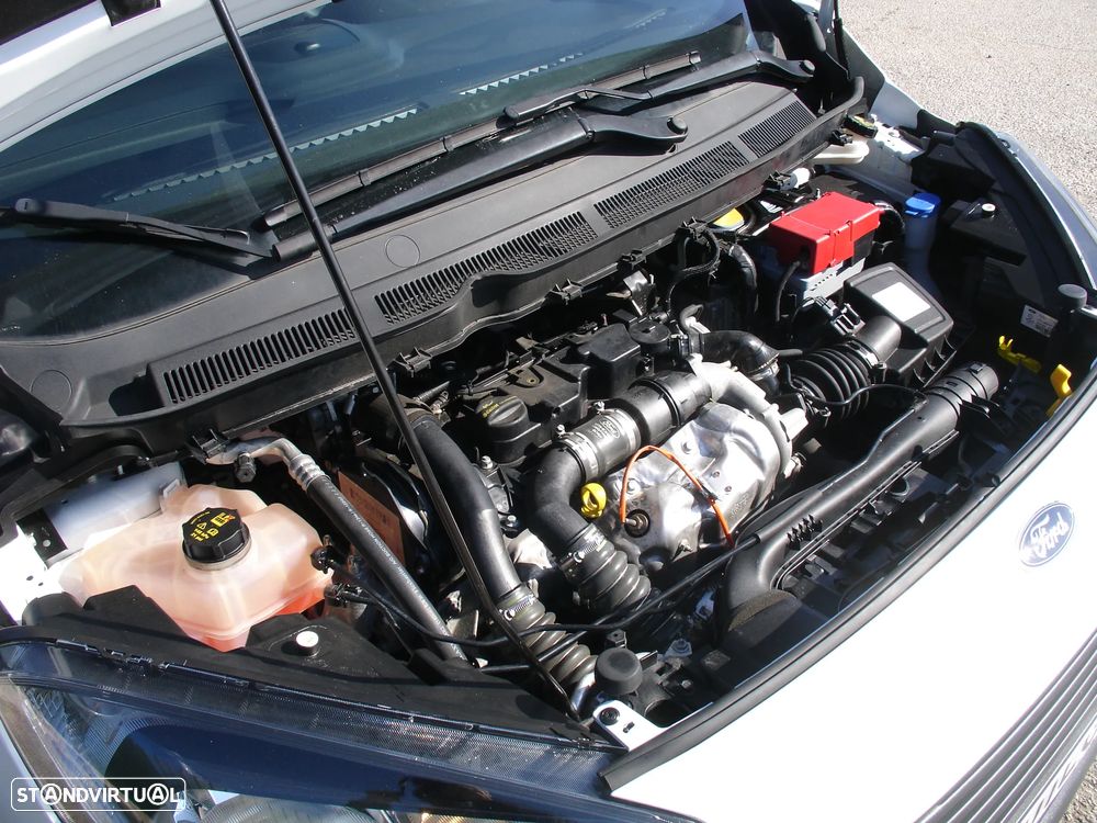 Ford transit courier - 14