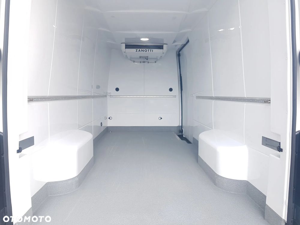 Volkswagen CRAFTER MAXI CHŁODNIA AGREGAT IZOTERMA GRZANIE PODWYŻSZONY 2xDŁUGI KLIMA TEMPOMAT - 18