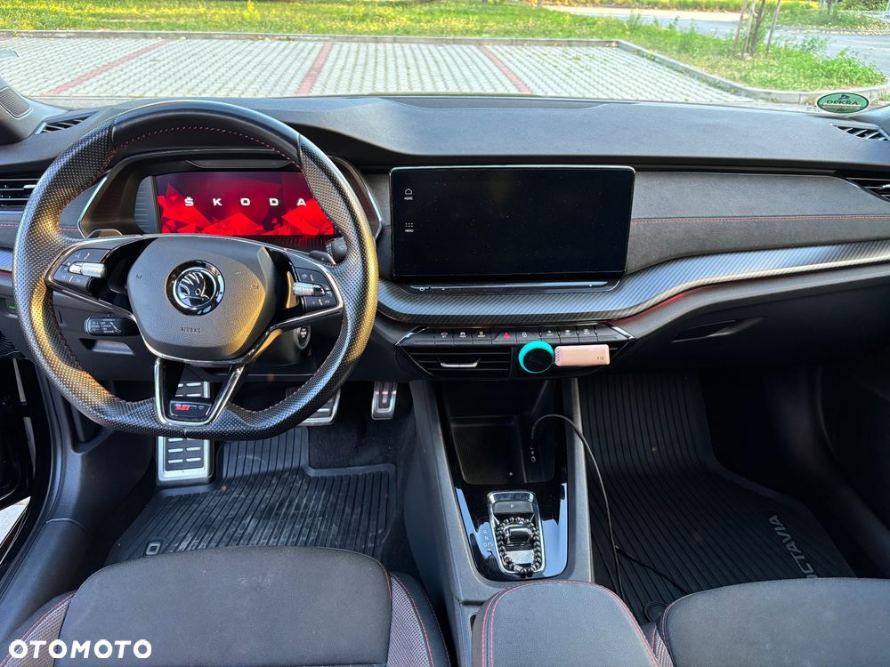 Skoda Octavia 2.0 TDI RS DSG - 12