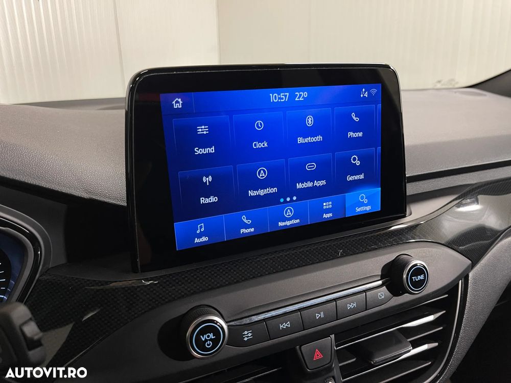 Ford Focus 1.5 EcoBoost ST-Line - 19