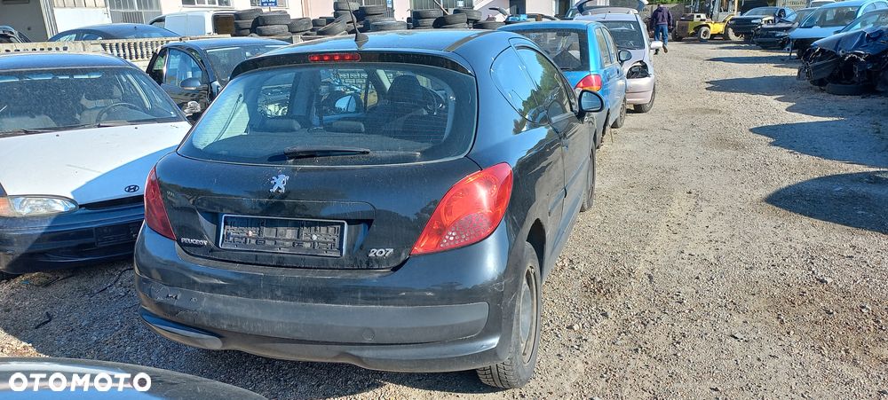 Peugeot 207 1.4 B 3D 07r zderzak tylny kompletny EXLD